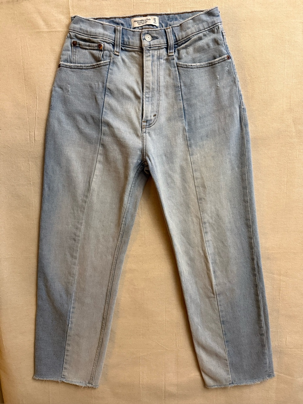 Abercrombie & Fitch Jeans Women’s Size 27 Light Wash Blue Ankle Straight Hi Rise